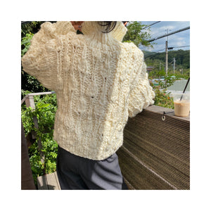 volume handmade cardigan