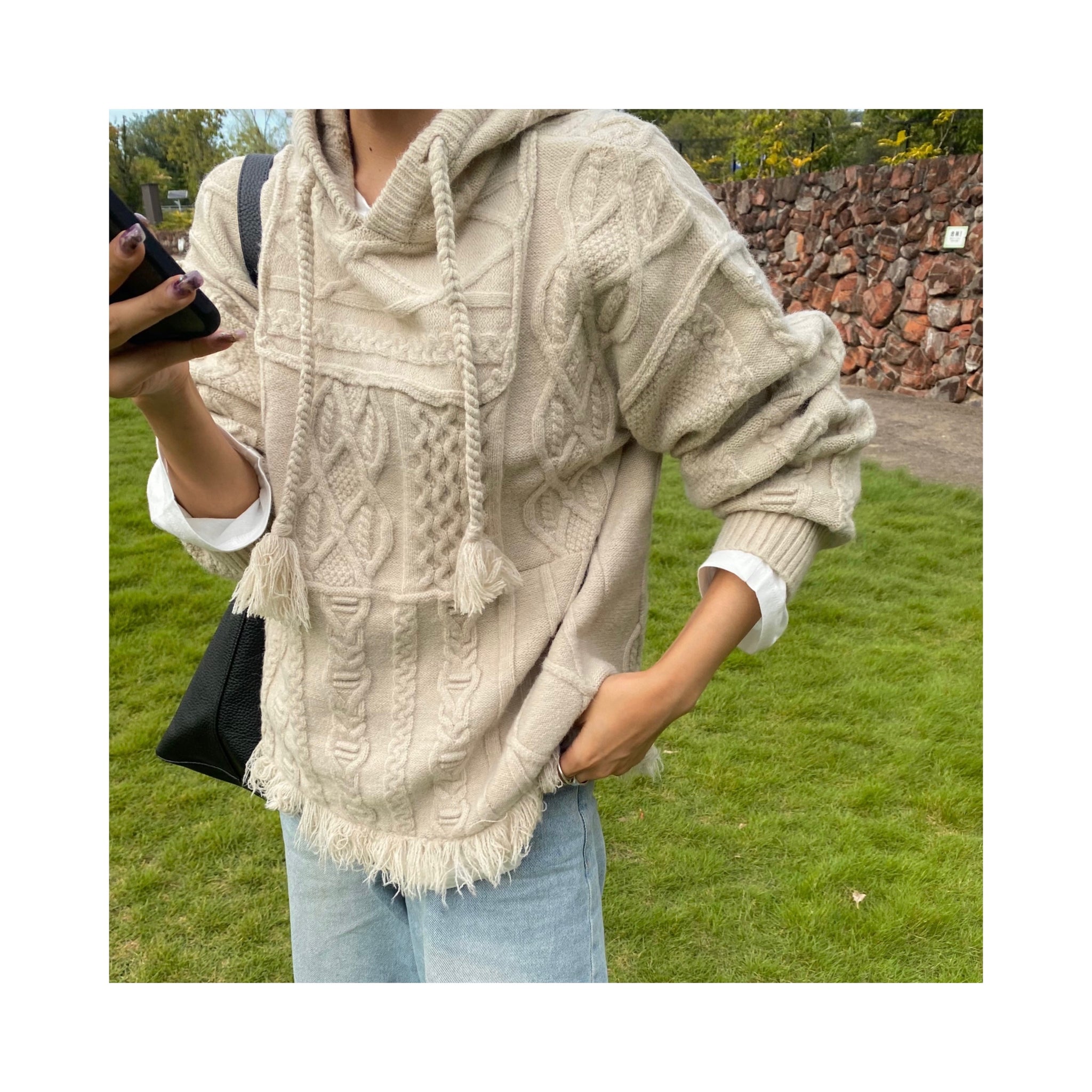 hood cablepatchknit