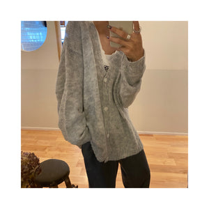 thin woolcardigan