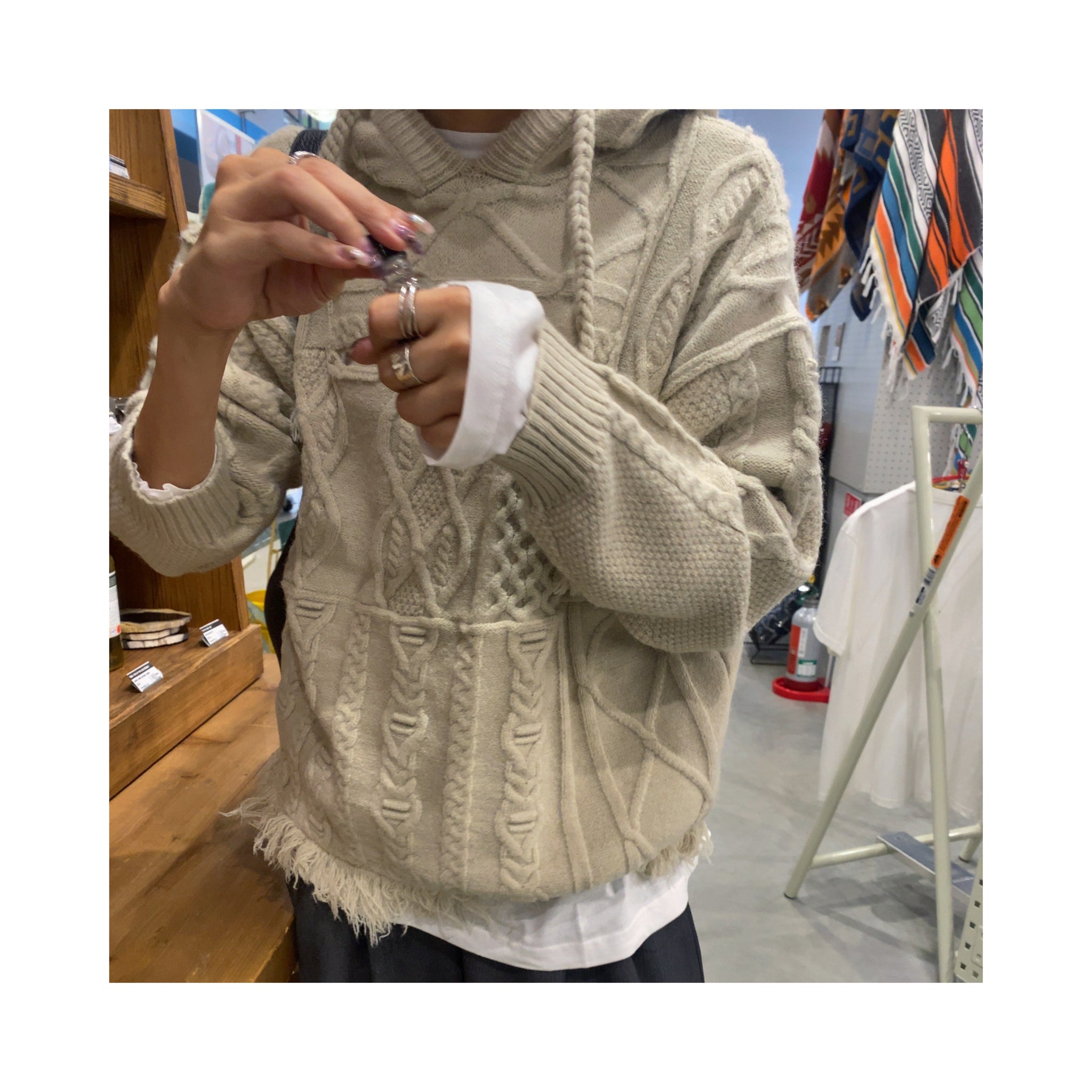 hood cablepatchknit