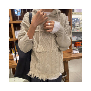 hood cablepatchknit