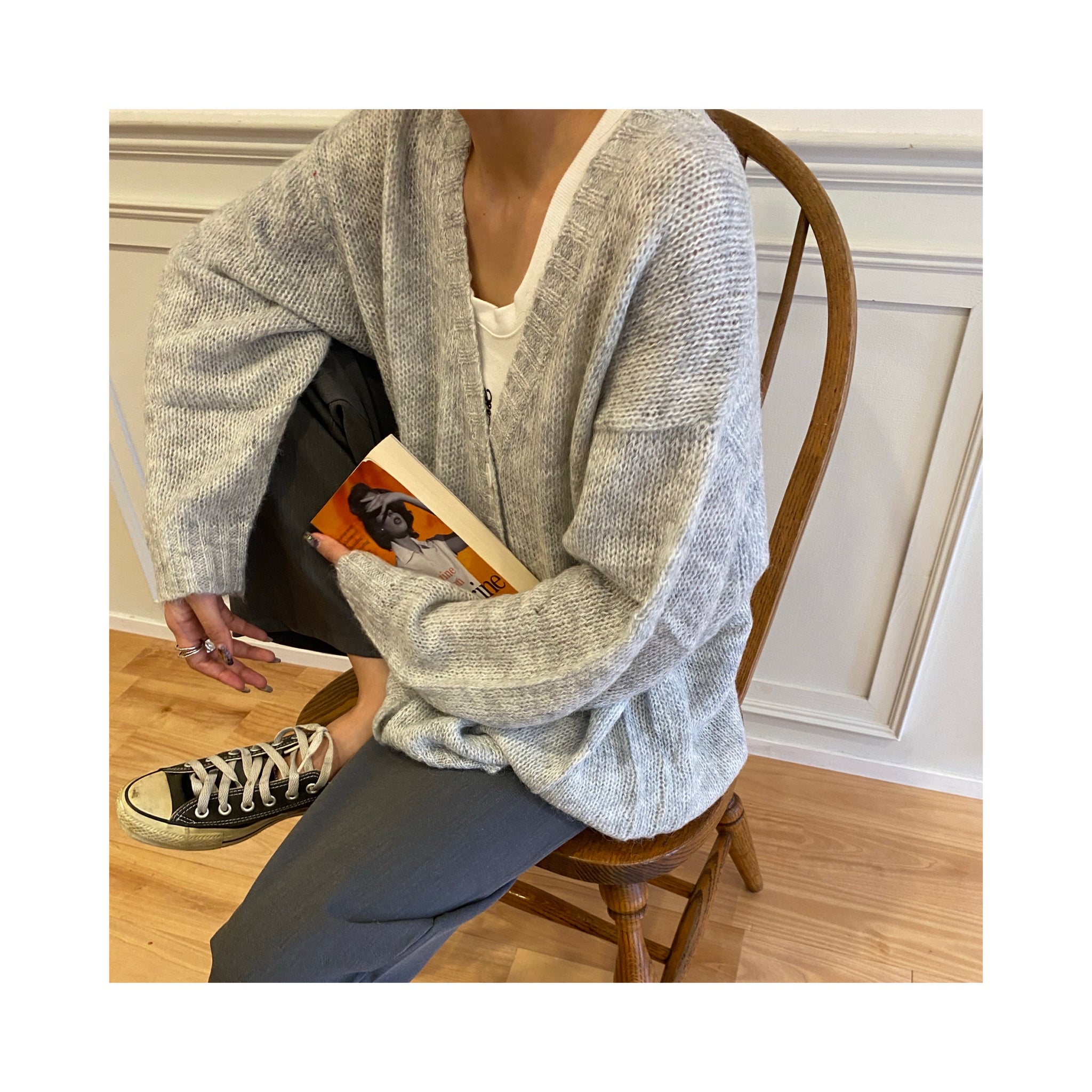 thin woolcardigan