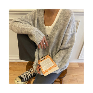 thin woolcardigan