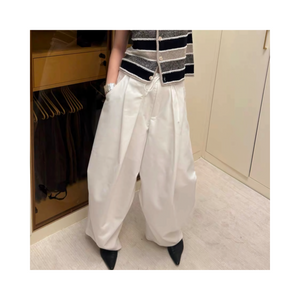 White belpants