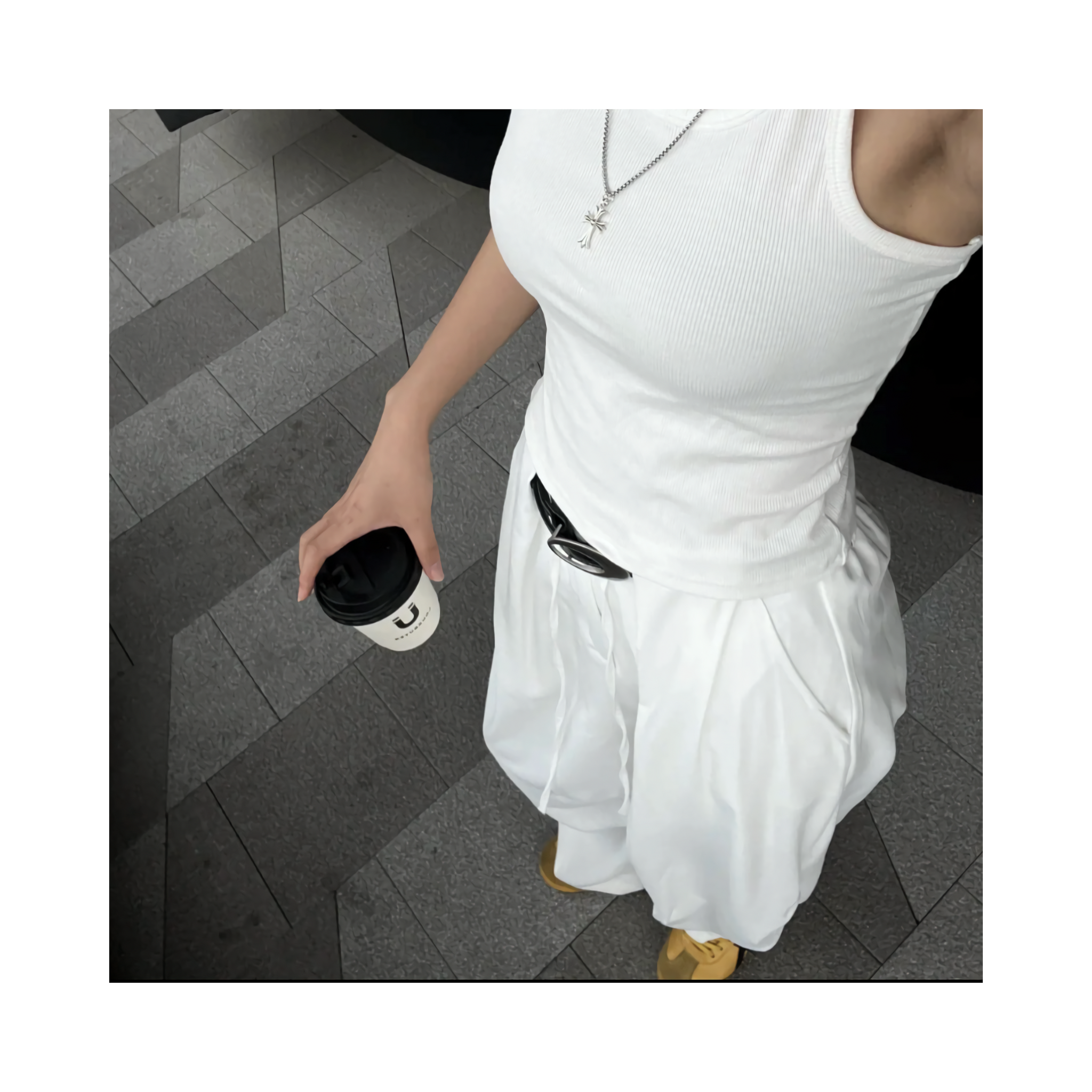 White belpants