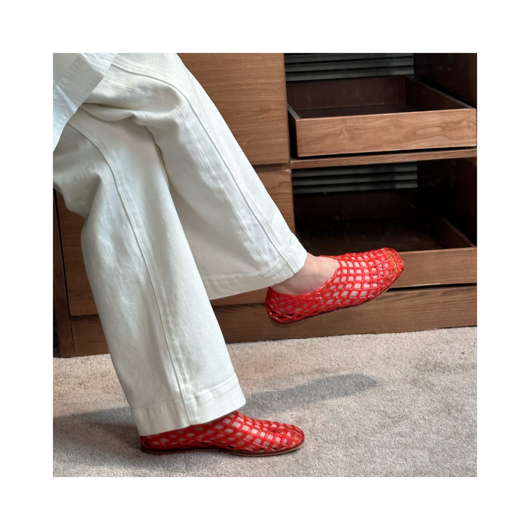 Woven jelly sandals
