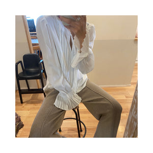 soft frillblouse