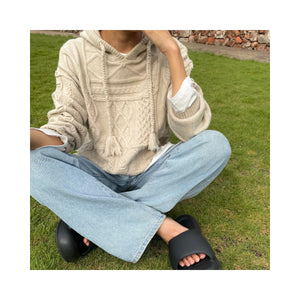 hood cablepatchknit