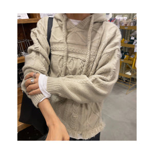 hood cablepatchknit
