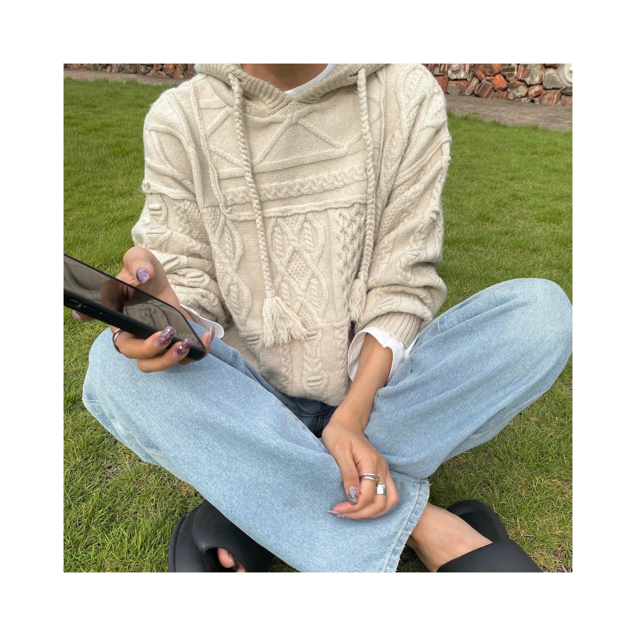 hood cablepatchknit