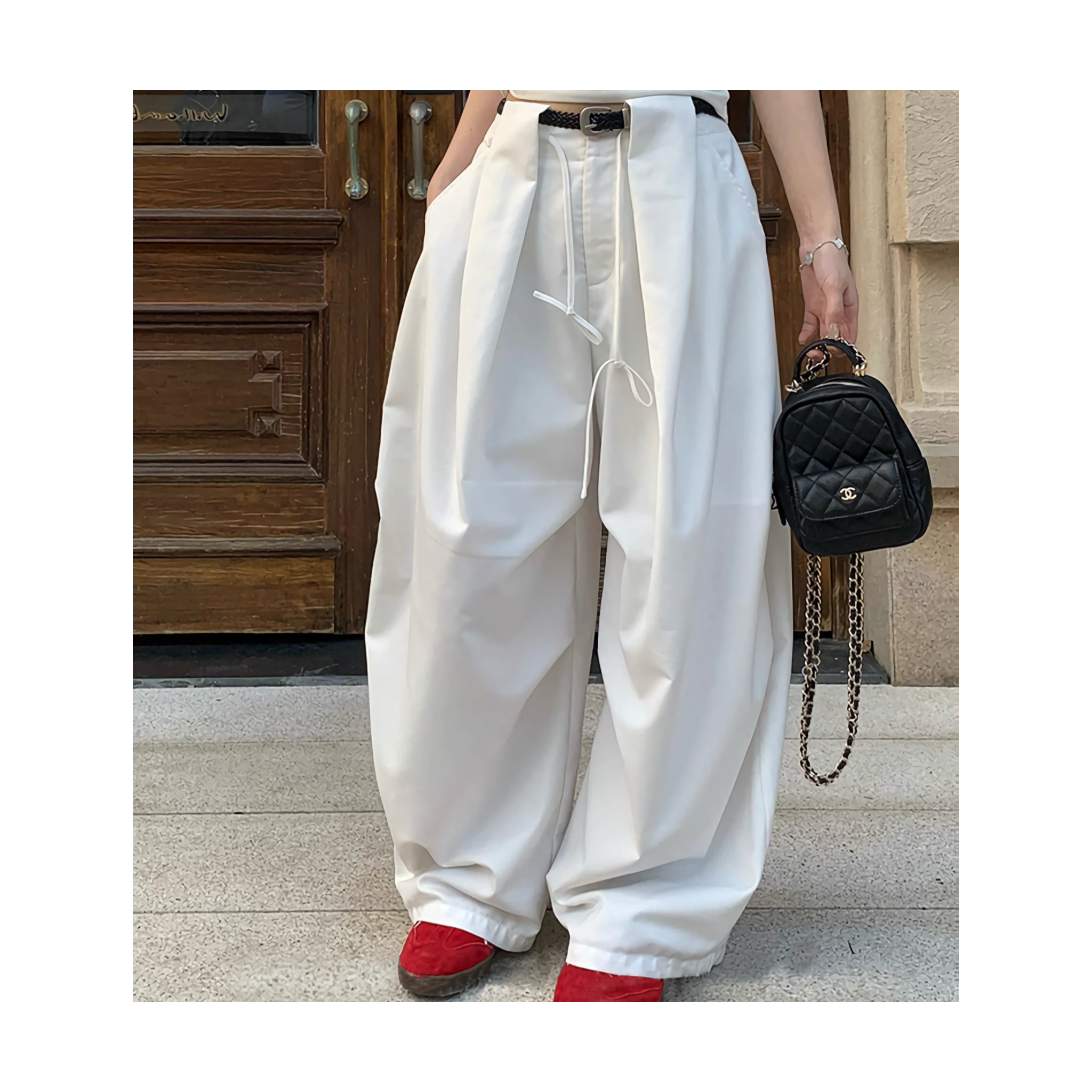 White belpants