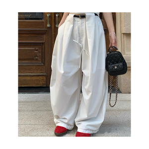 White belpants