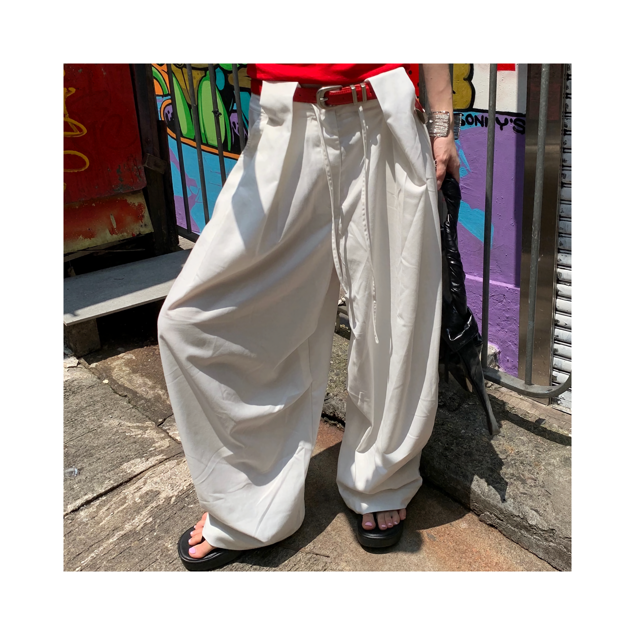 White belpants