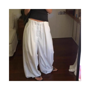White belpants