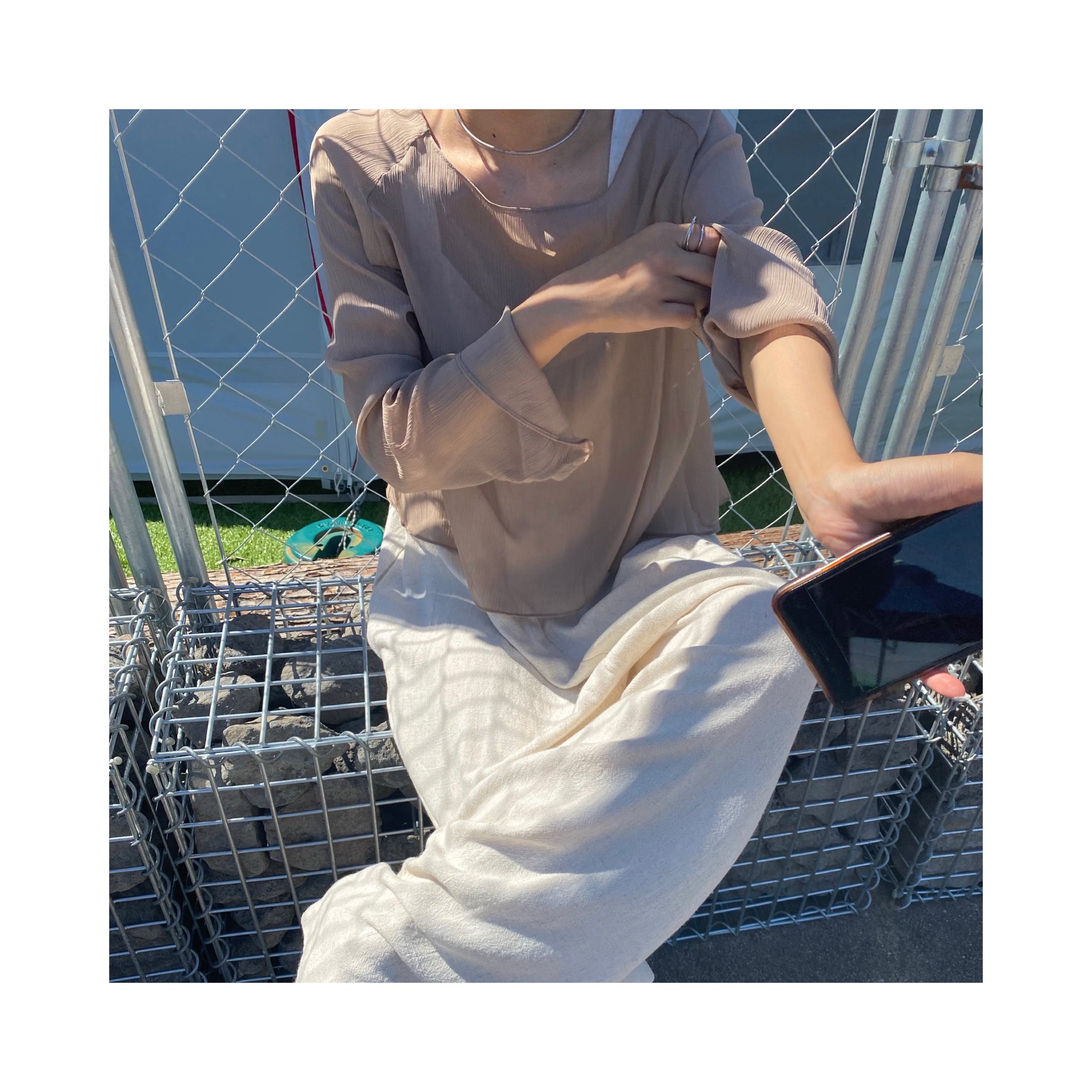 .seethrough layer tops