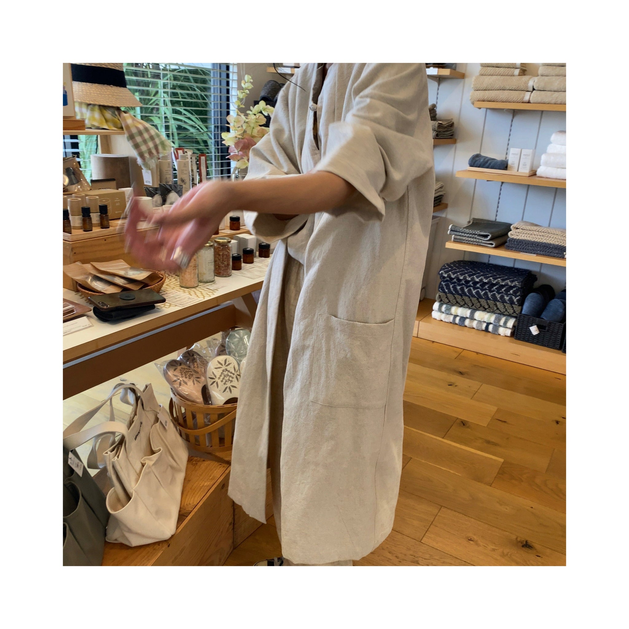.simple linen gown