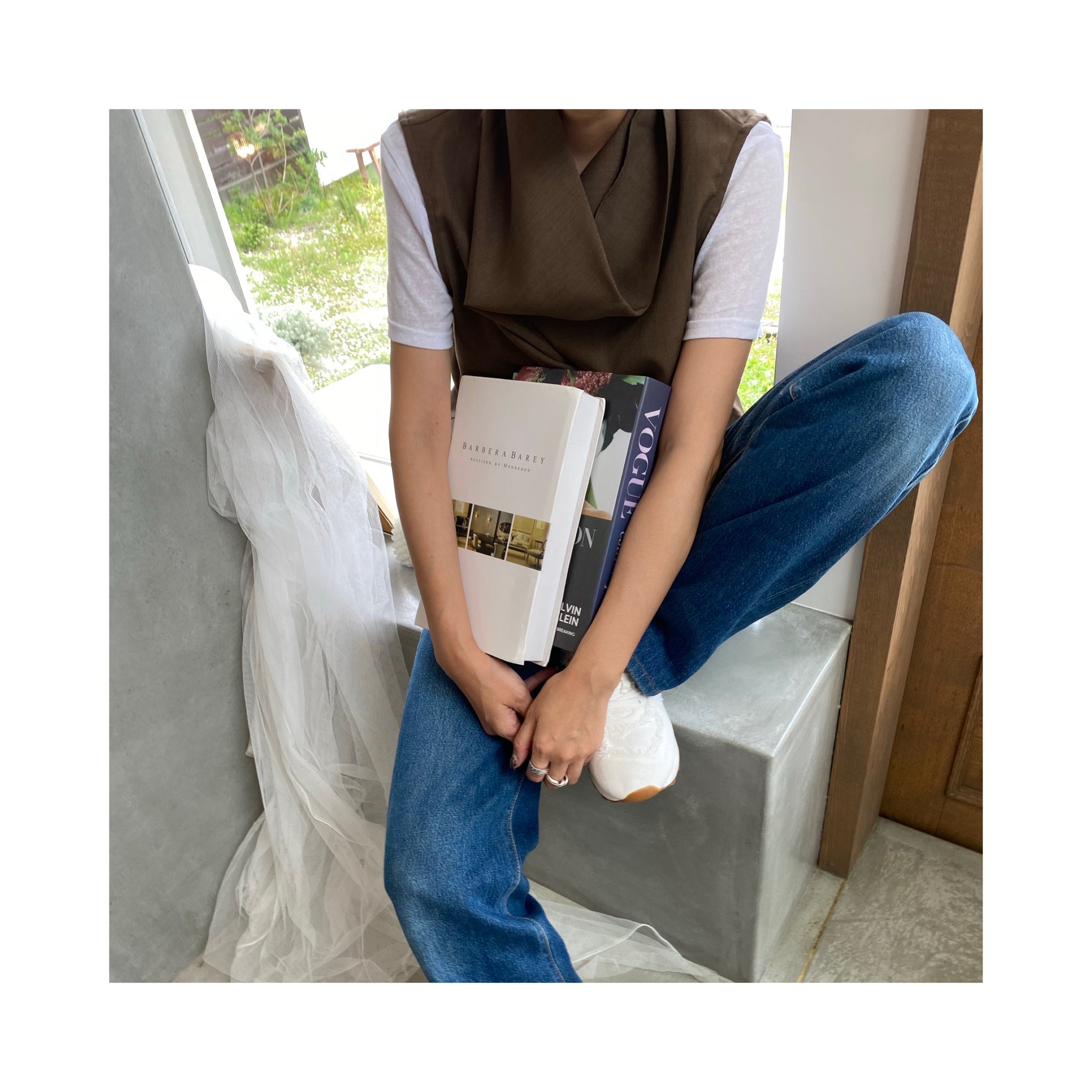 .highneck  nosleeve