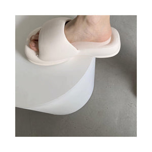 .Volume Sandal