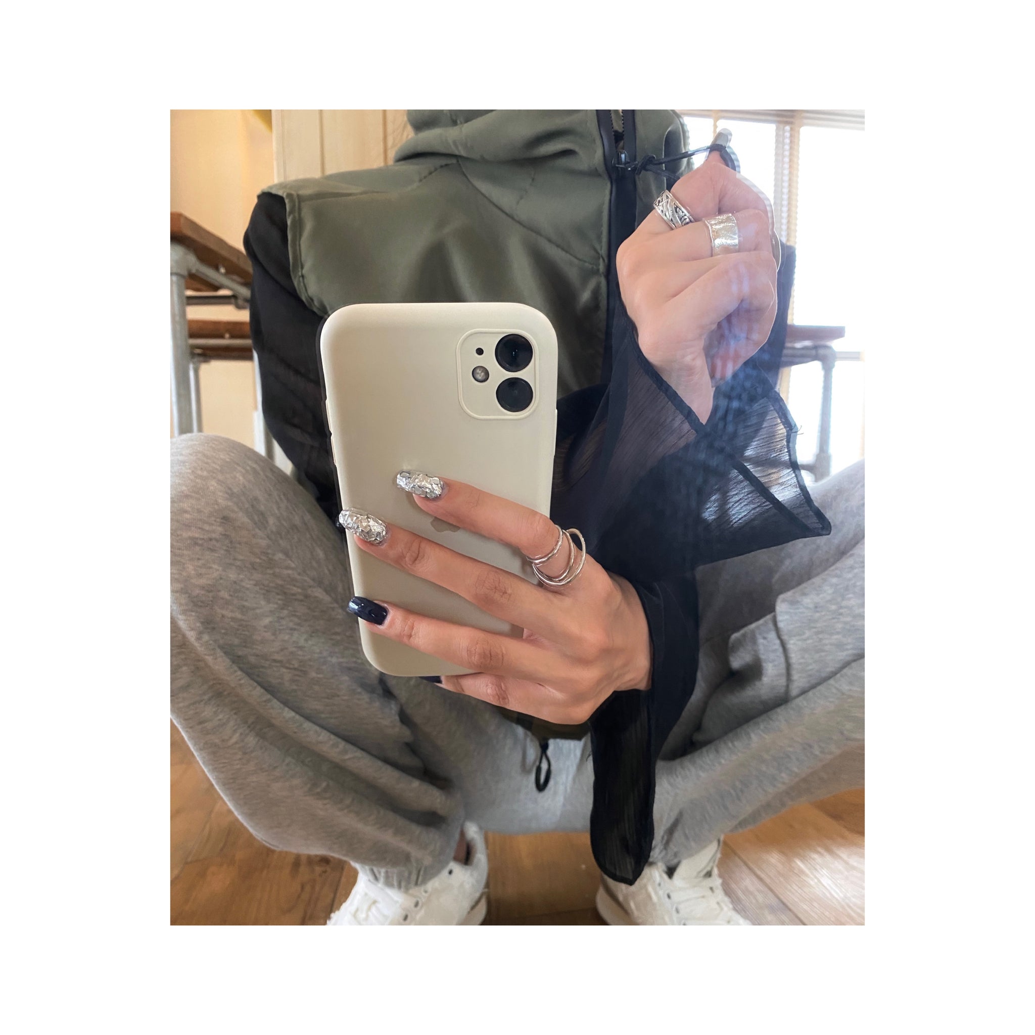 .simple sweat pants