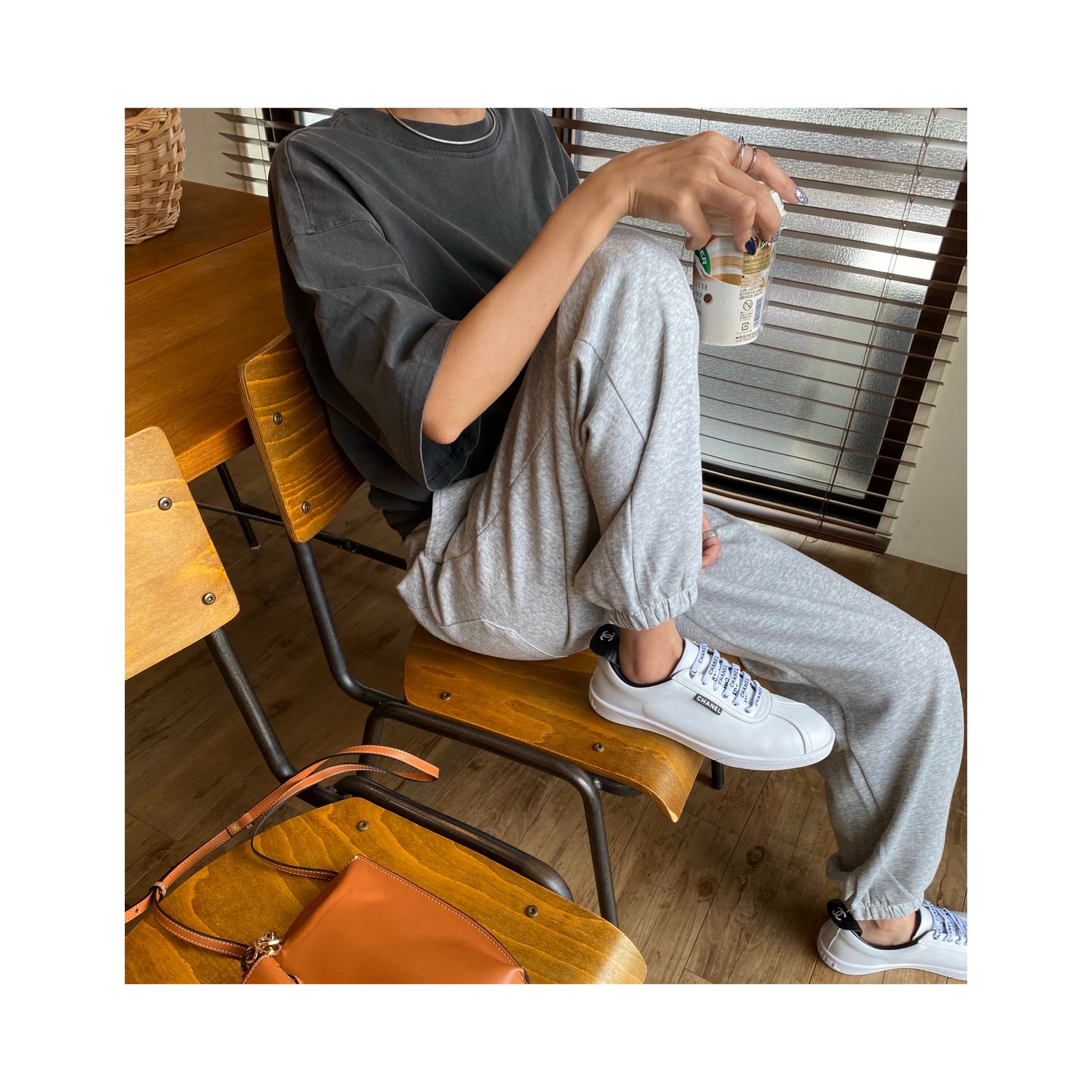 .simple sweat pants