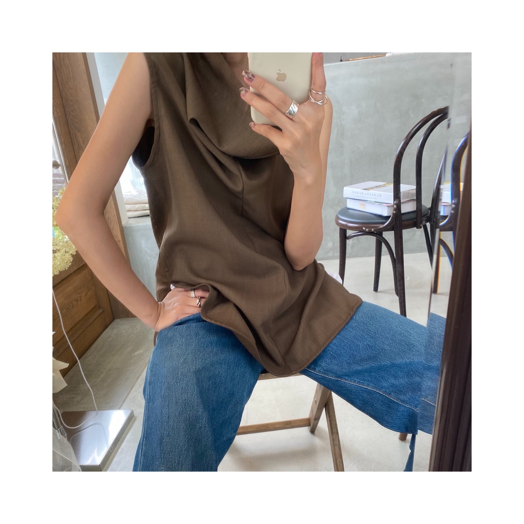.highneck  nosleeve