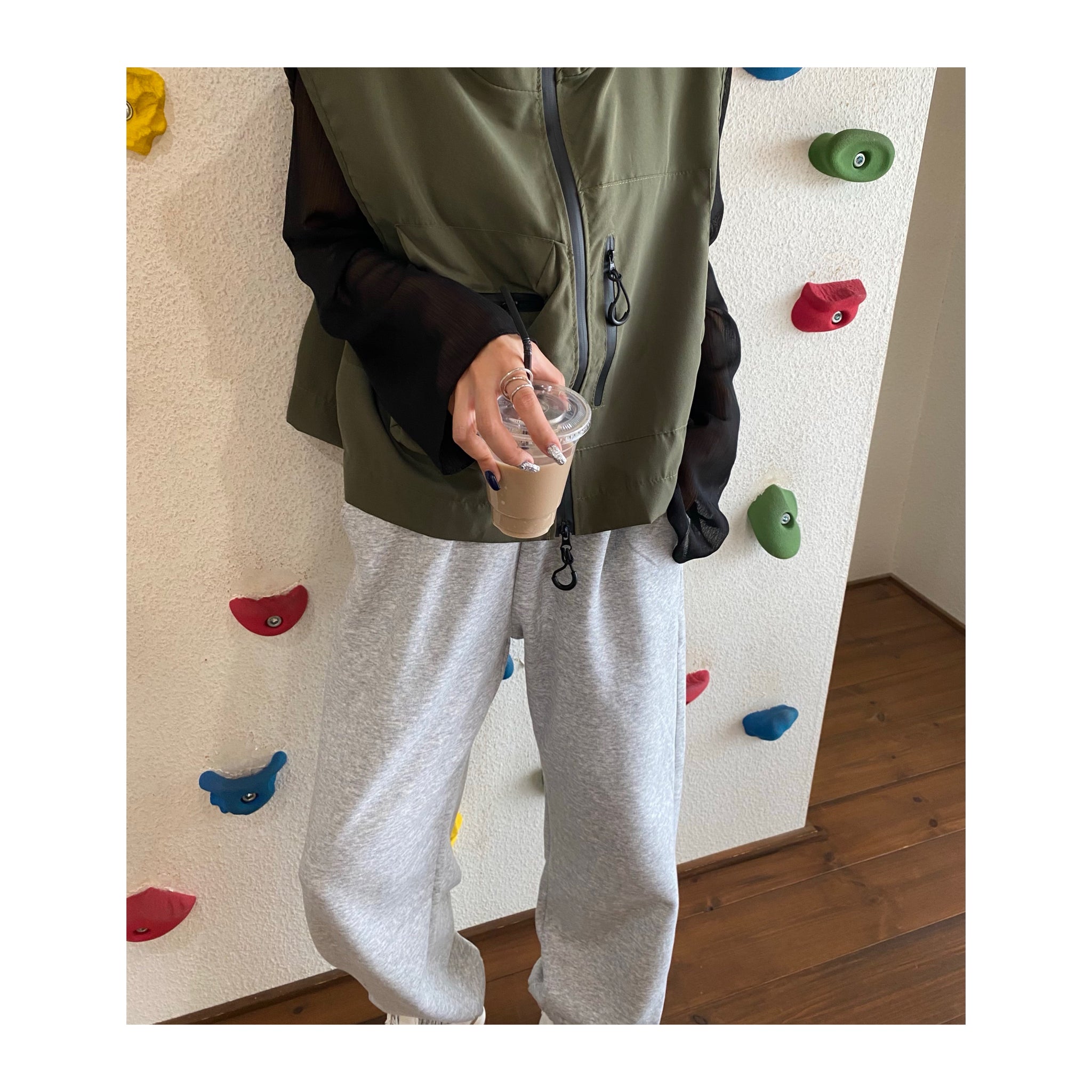 .simple sweat pants