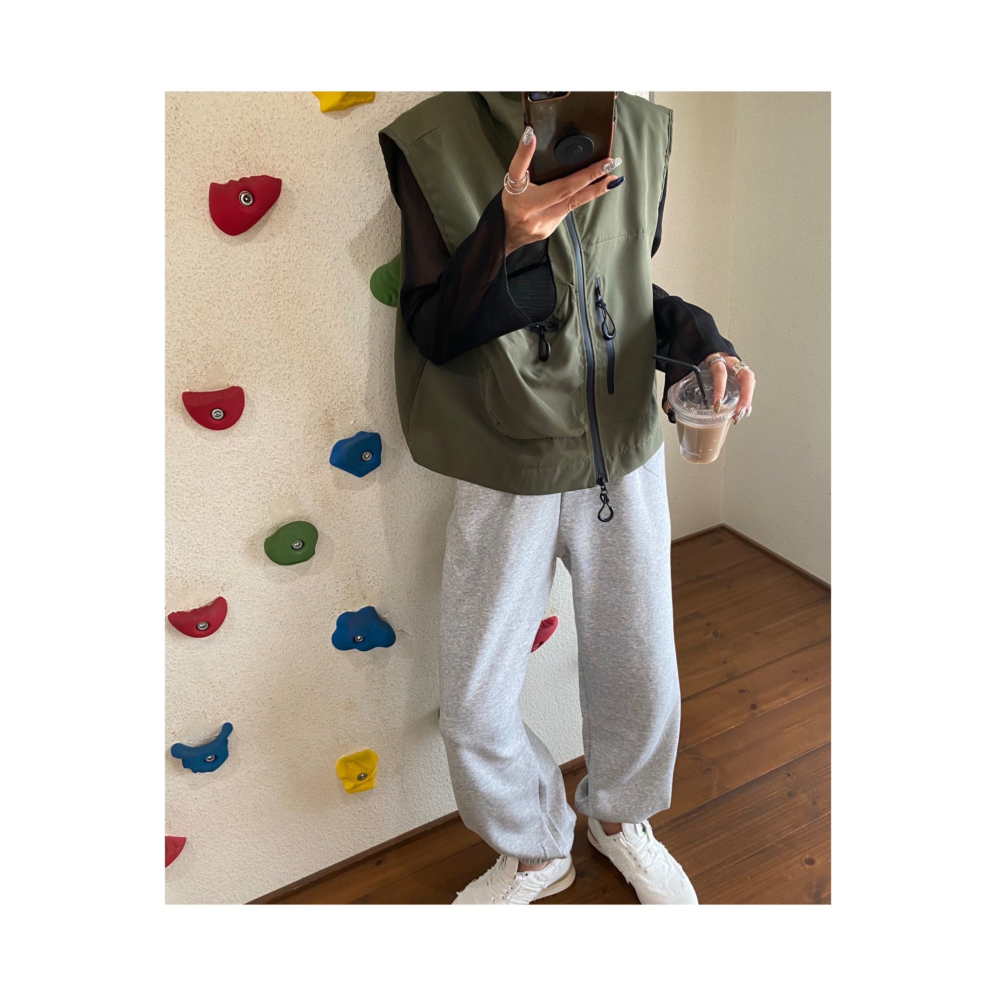 .simple sweat pants