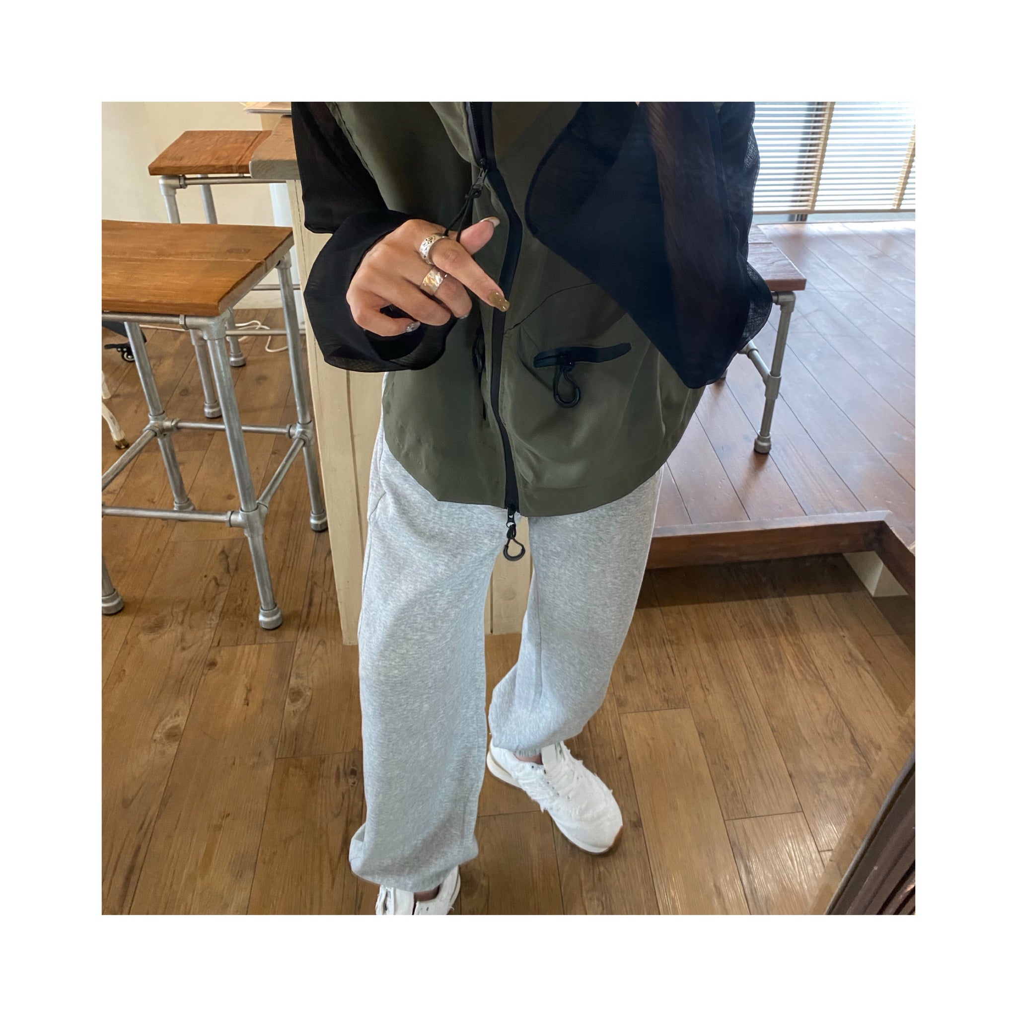 .simple sweat pants