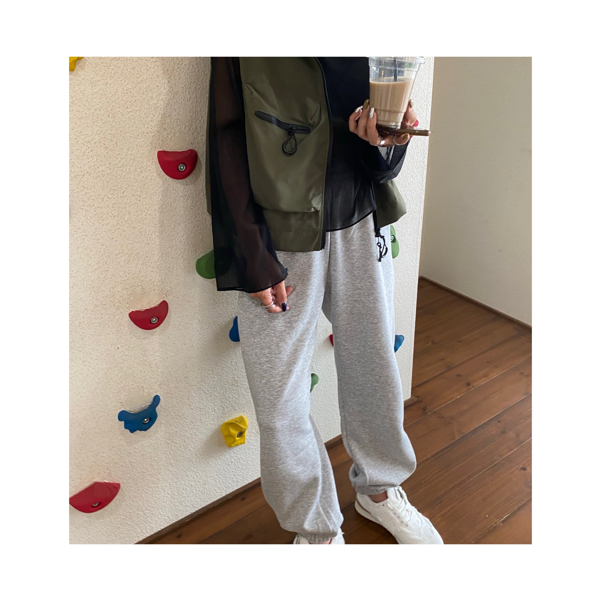 .simple sweat pants