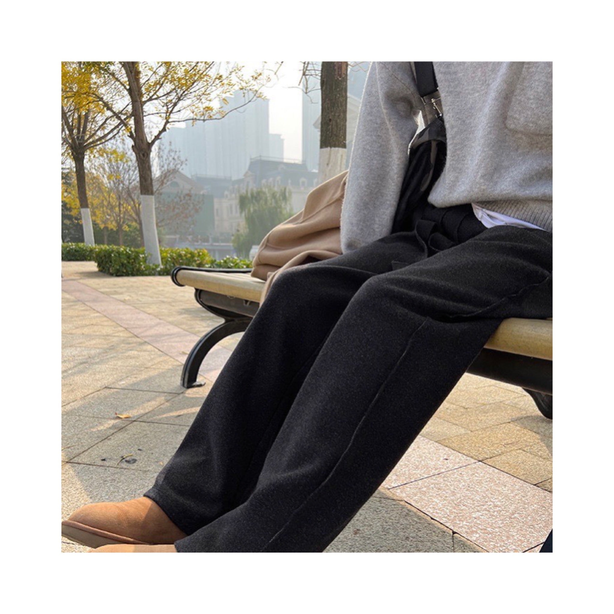 UVneck knit