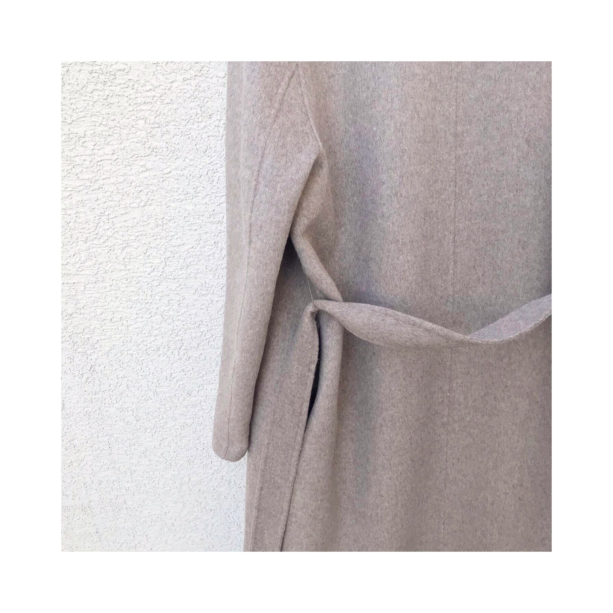 beige oatmeal handmade coat – CLOWNÉ