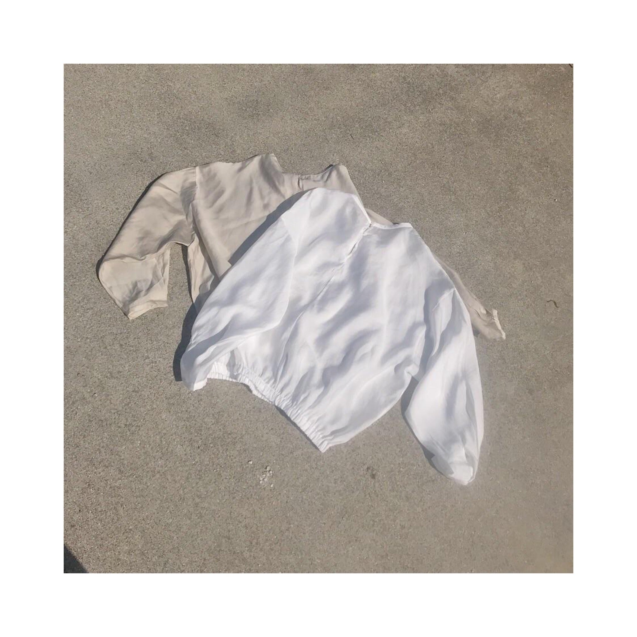 SILKER BACKPK BLOUSE