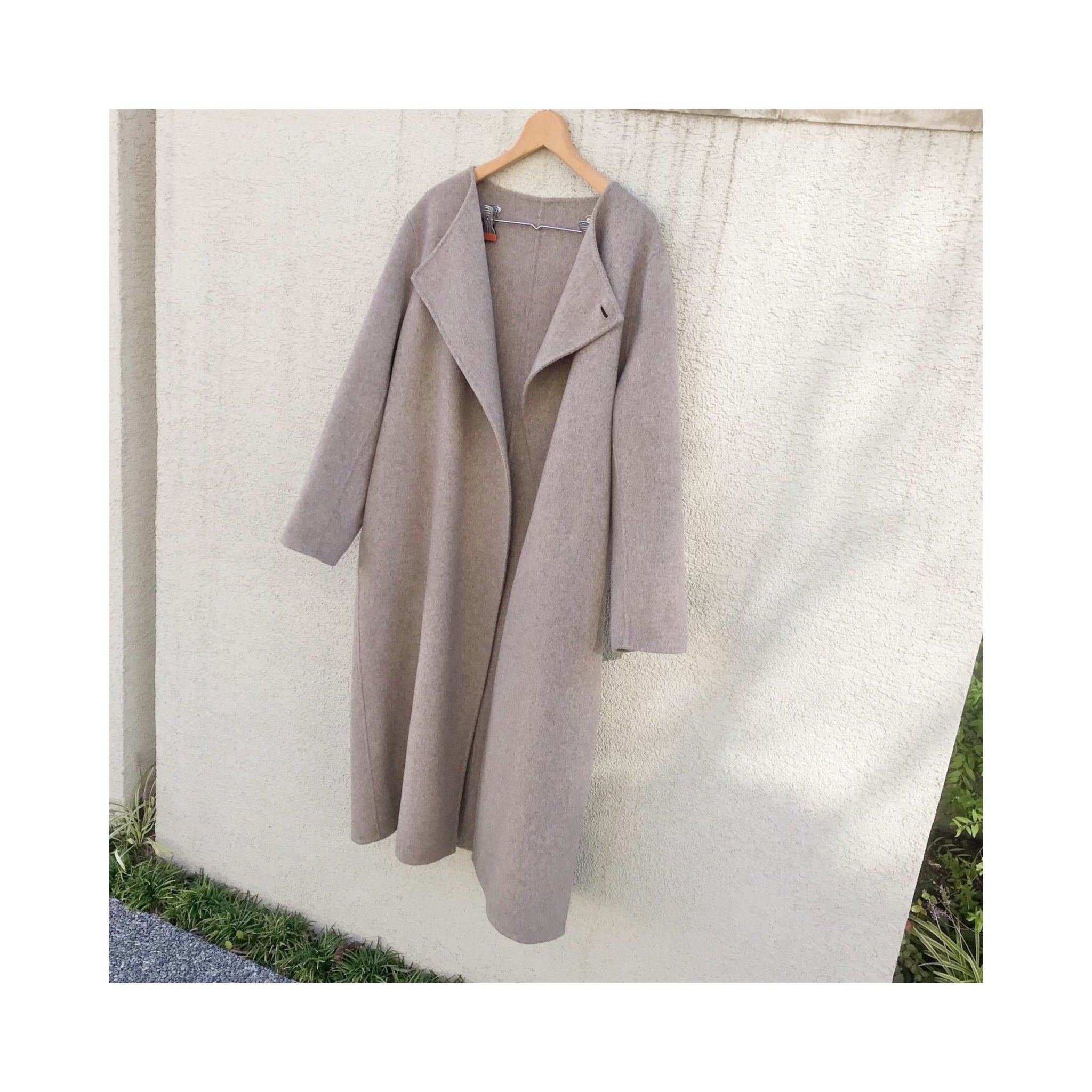beige oatmeal handmade coat – CLOWNÉ