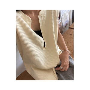 .deepVneck tops