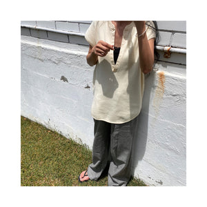 .deepVneck tops