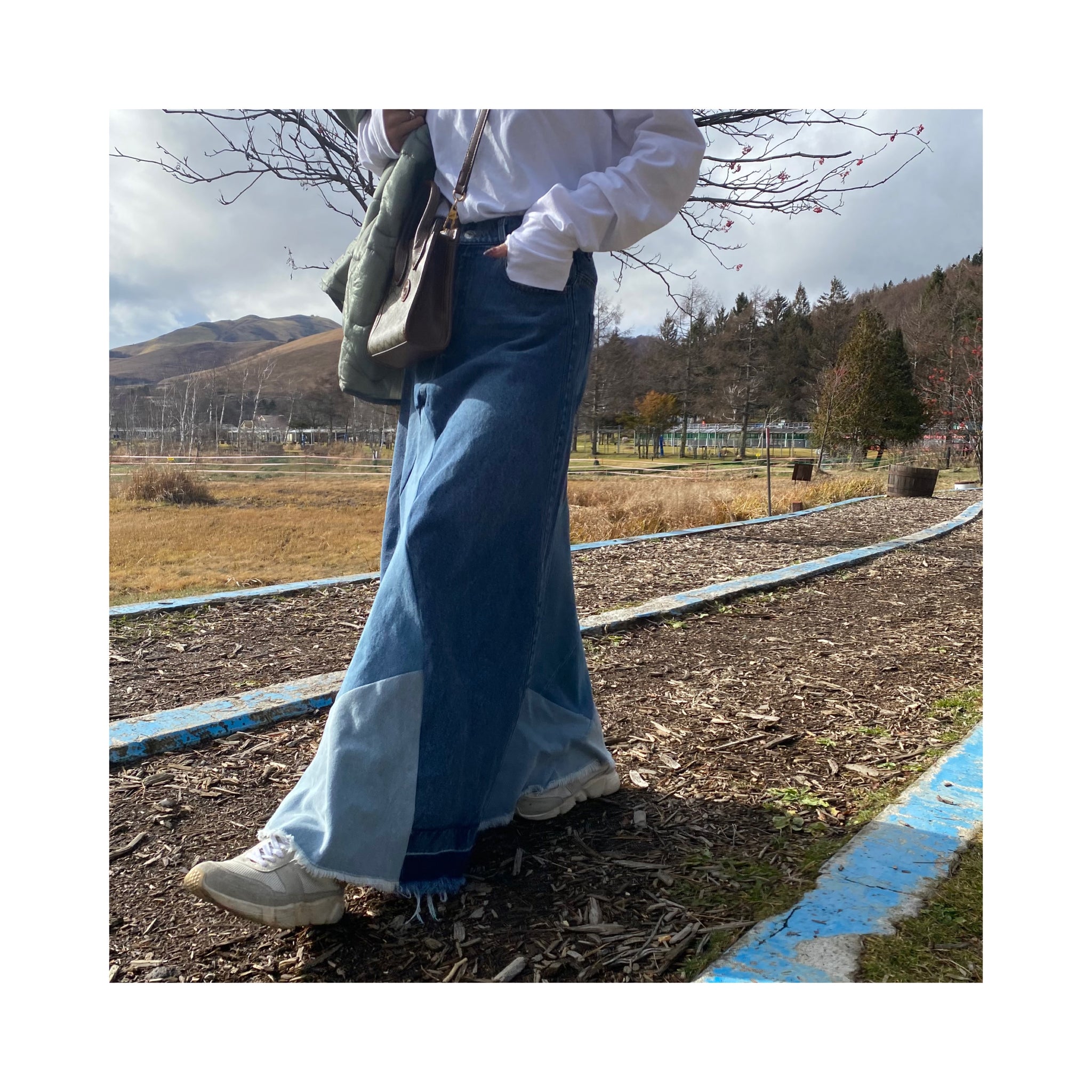 frin denim skirt